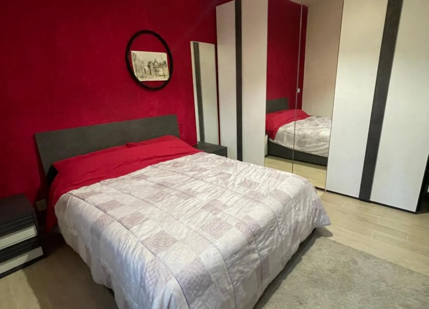 The Red Apartment2 米兰 住宿加早餐酒店